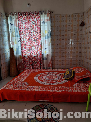 কাঠের প্যালেট বিক্রি করা হবে (৪টি)